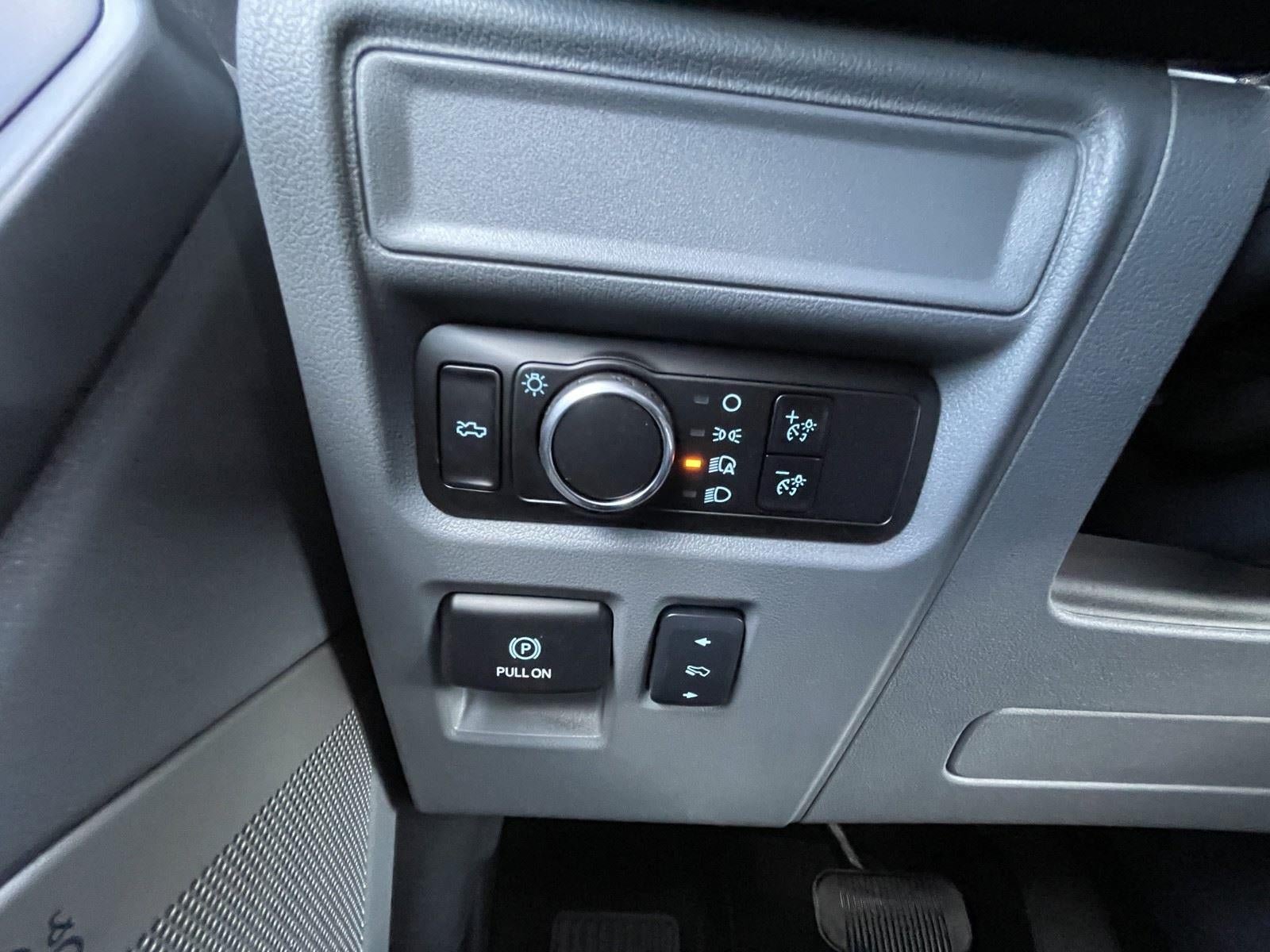 New 2025 Ford F150 Lightning Flash AWD/4WD image 29