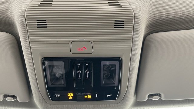 Used 2024 Volkswagen Atlas SEL Premium R-Line image 43