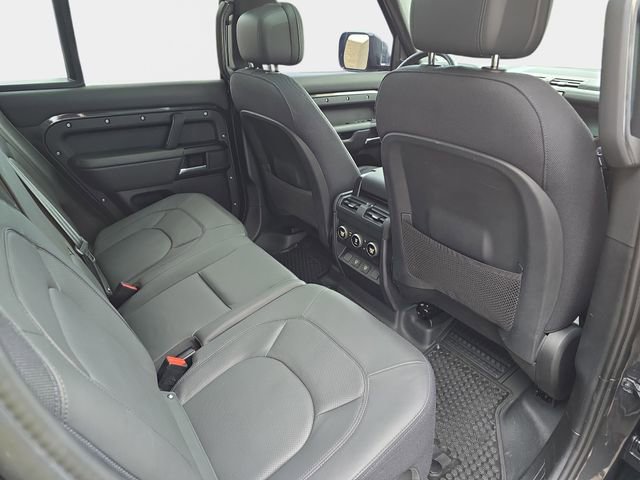 Used 2025 Land Rover Defender 130 V8 image 13