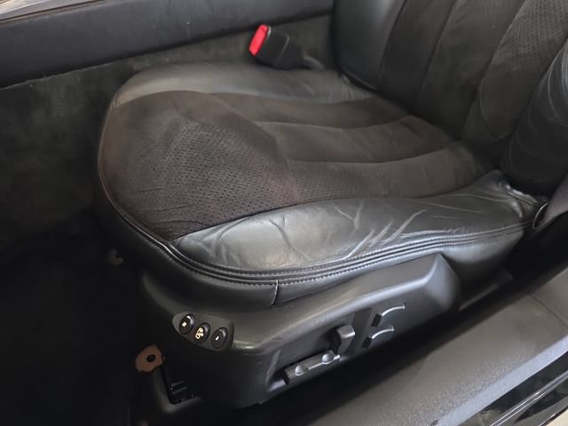 Used 2006 Cadillac XLR V RWD image 35