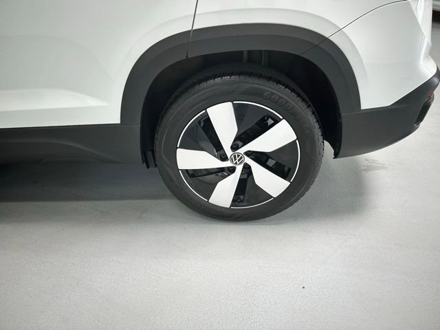 Certified 2023 Volkswagen Taos S w/ Driver Assistance Package AWD/4WD image 17