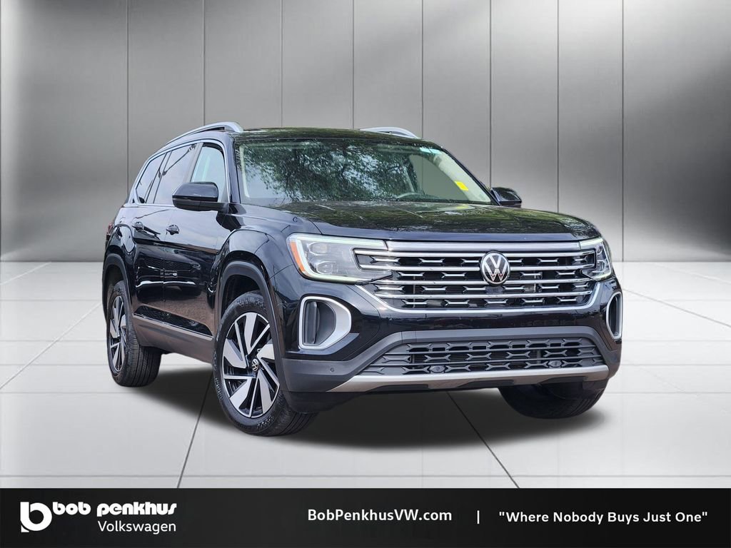 Used 2025 Volkswagen Atlas SEL AWD/4WD image 1