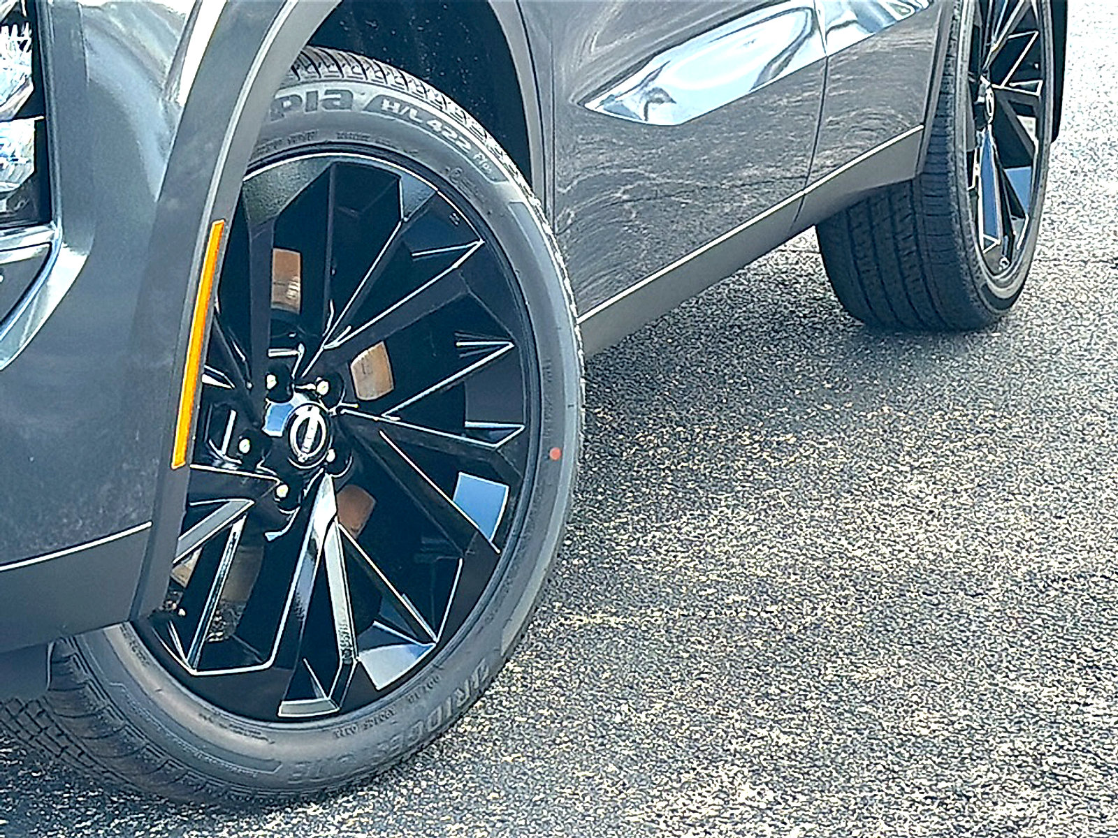 New 2026 Nissan Rogue SL AWD/4WD image 3