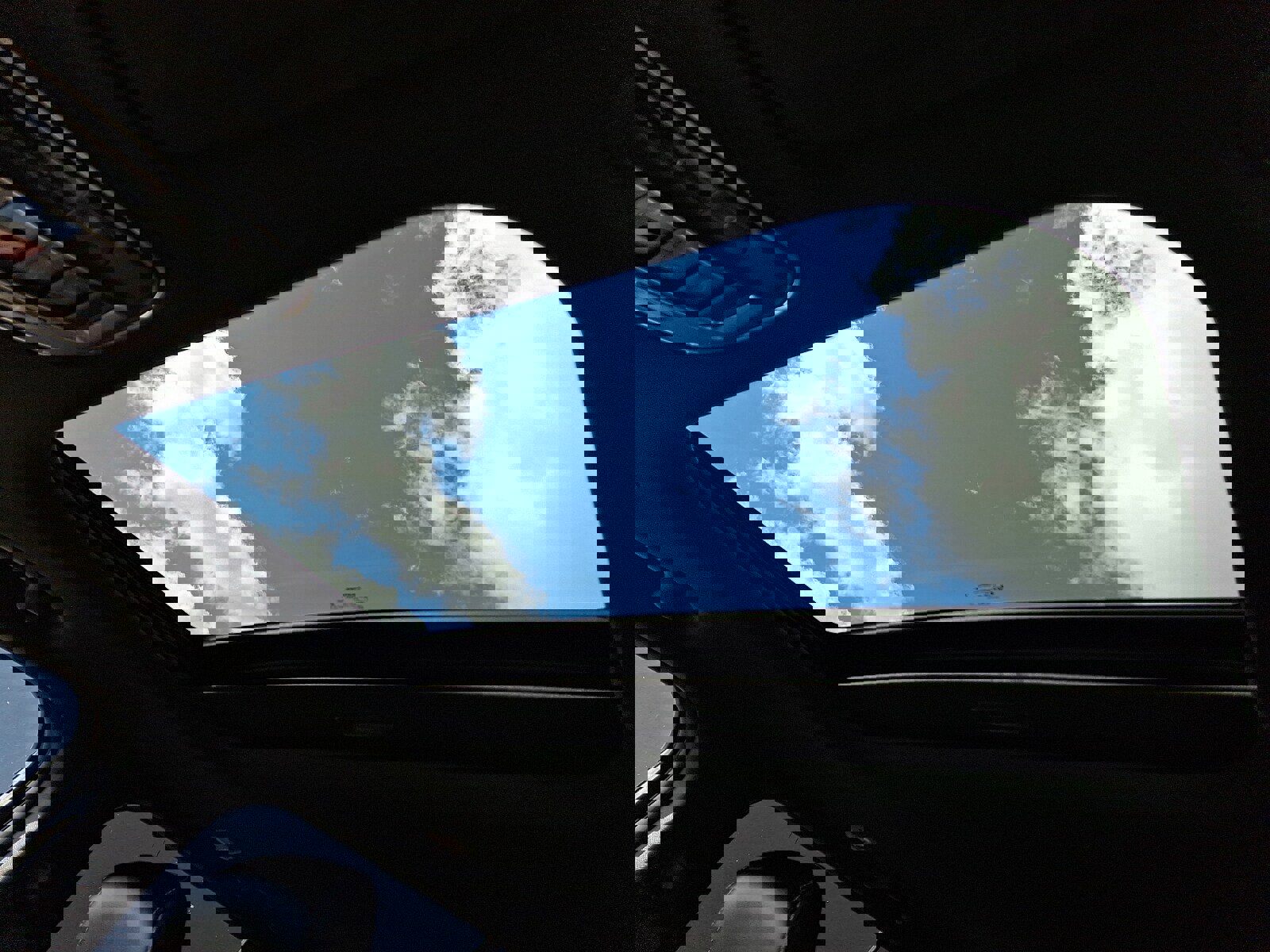 Used 2023 Jeep Grand Cherokee Altitude image 14