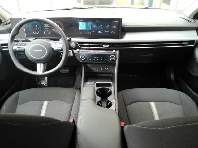 Used 2024 Hyundai Sonata SEL FWD image 3