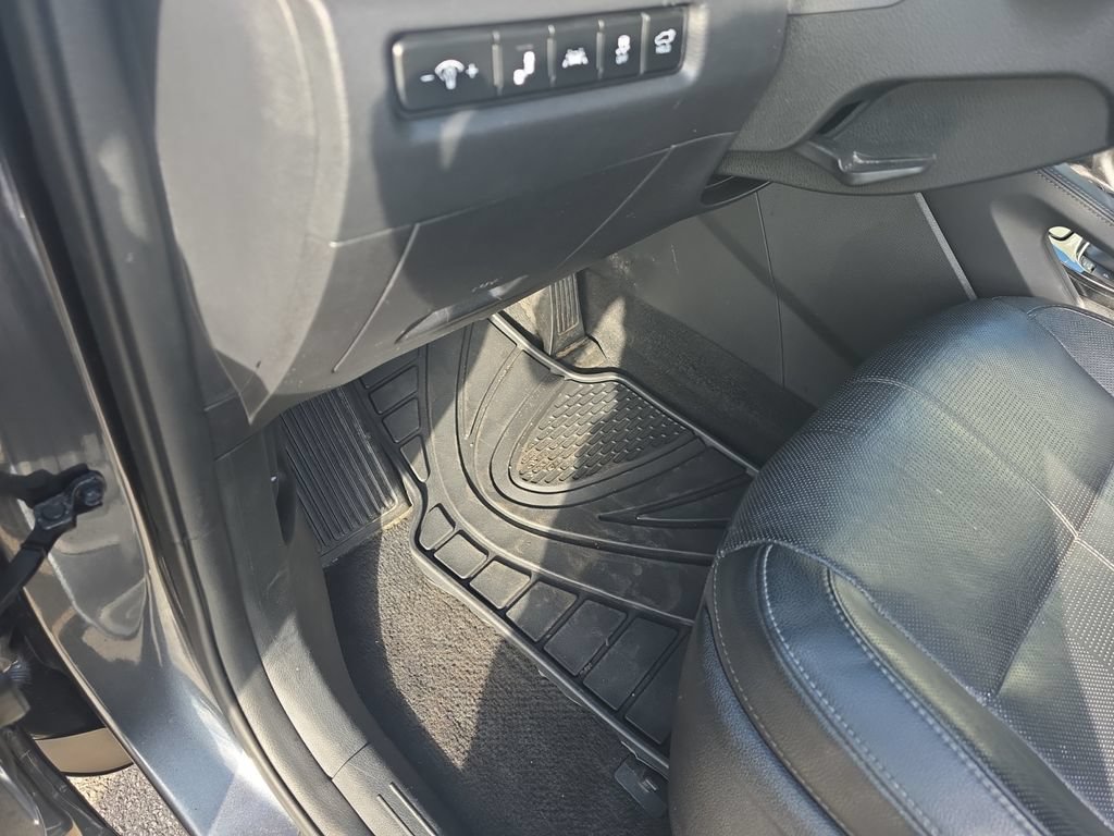 Used 2022 Kia Telluride EX FWD image 17