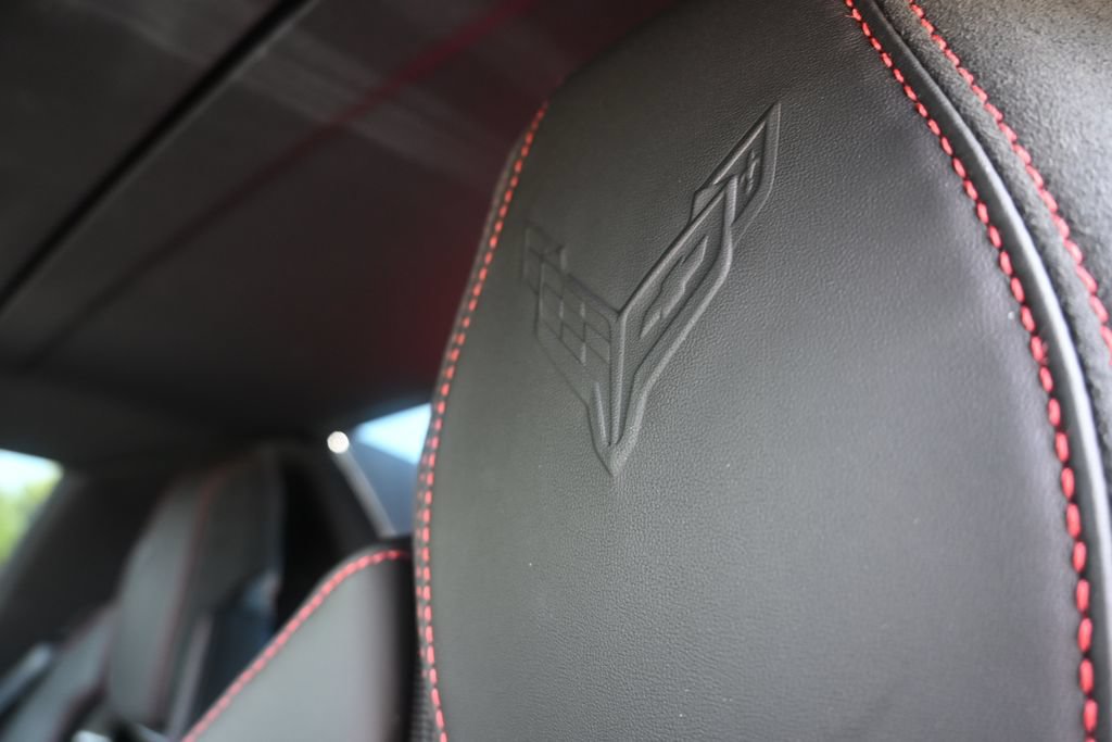 Used 2026 Chevrolet Corvette Z06 w/ Stealth Interior Trim Package RWD image 13
