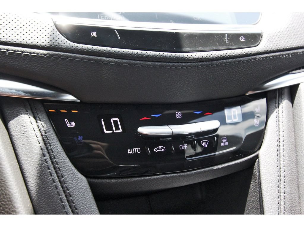 New 2026 Cadillac XT5 Sportv w/ LPO, Onyx Lite Package AWD/4WD image 18