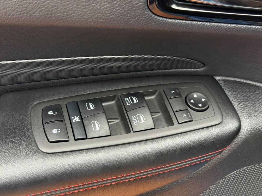 Used 2024 Dodge Durango R/T w/ Blacktop Package AWD/4WD image 10