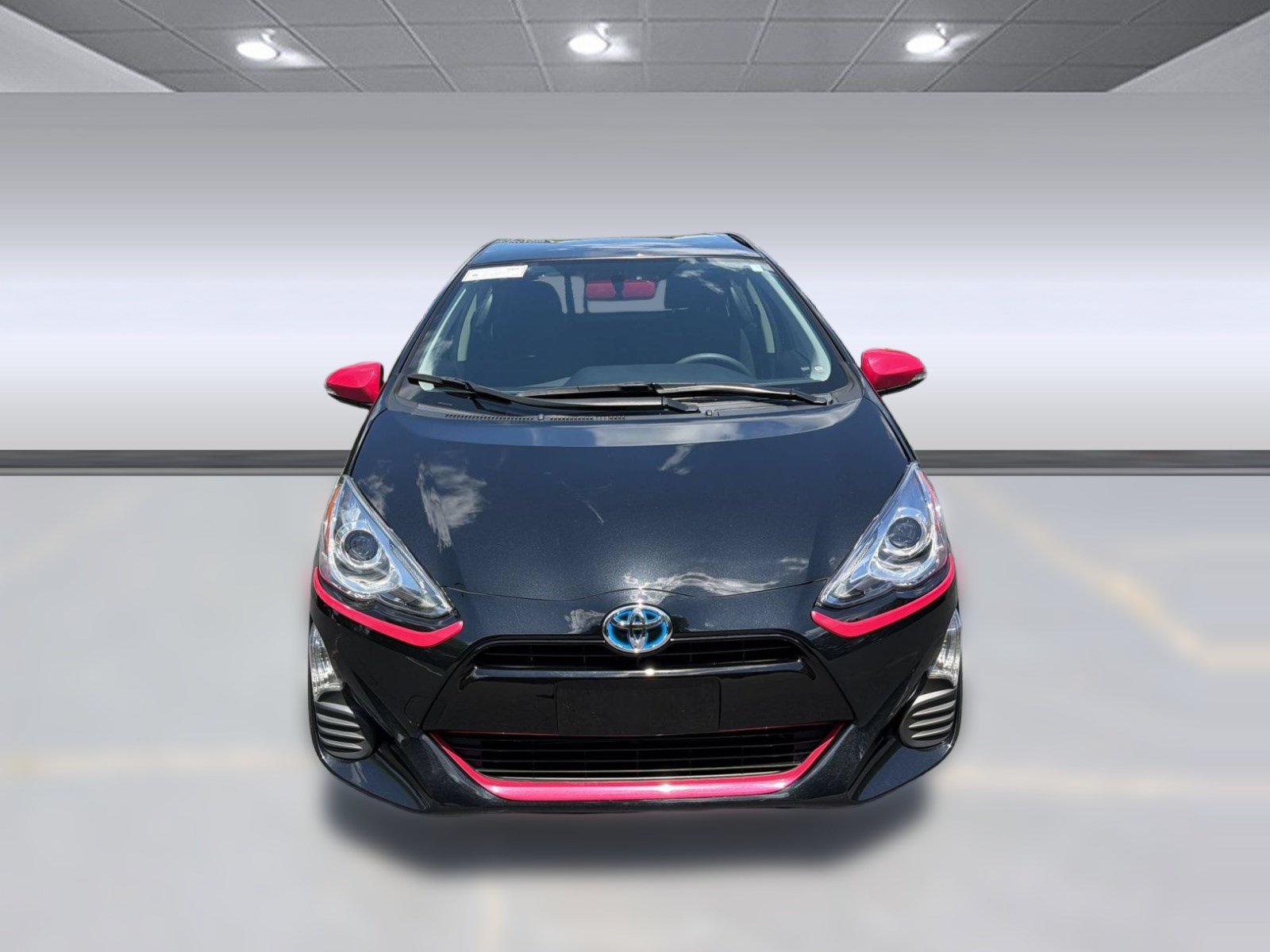 Used 2016 Toyota Prius C Persona Series FWD image 6