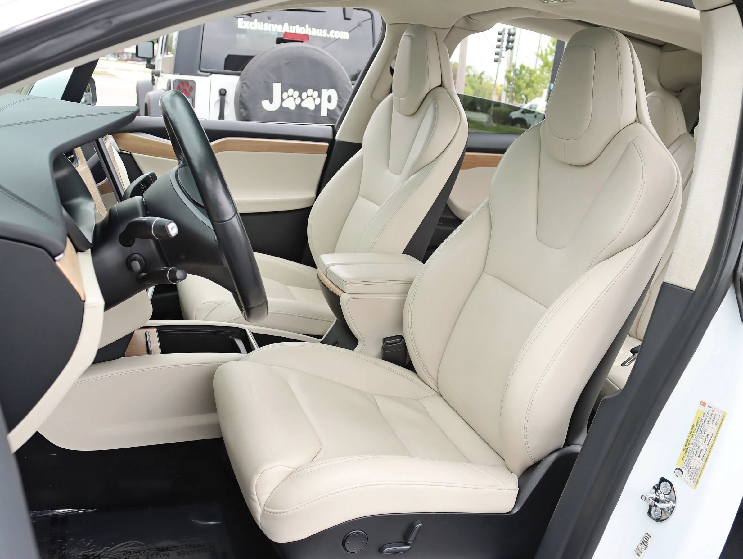 Used 2018 Tesla Model X 100D AWD/4WD image 28