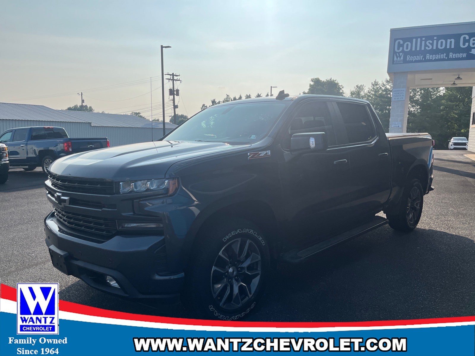 Used 2020 Chevrolet Silverado 1500 RST w/ All-Star Edition AWD/4WD image 2