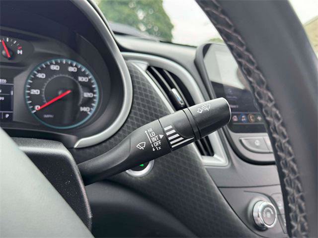 Used 2023 Chevrolet Malibu RS image 22