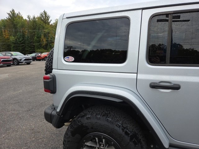 Used 2024 Jeep Wrangler Unlimited Rubicon 392 image 34