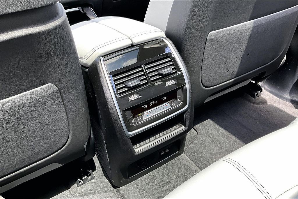 Used 2026 BMW X5 xDrive40i AWD/4WD image 25
