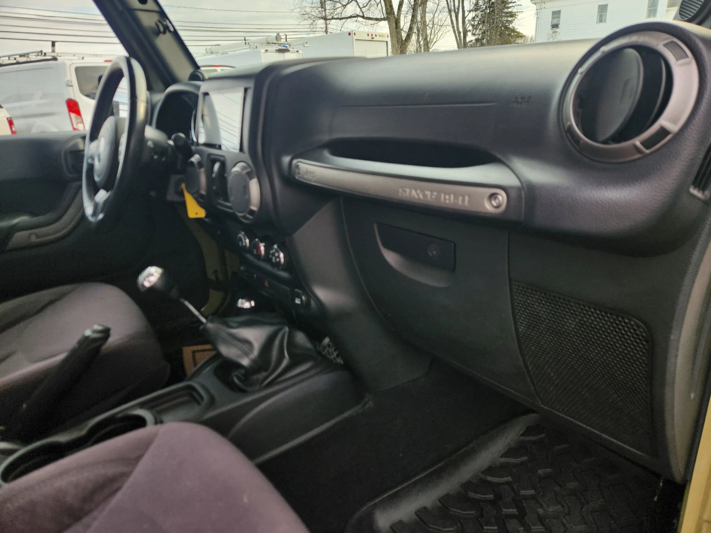 Used 2013 Jeep Wrangler Unlimited Sport AWD/4WD image 40