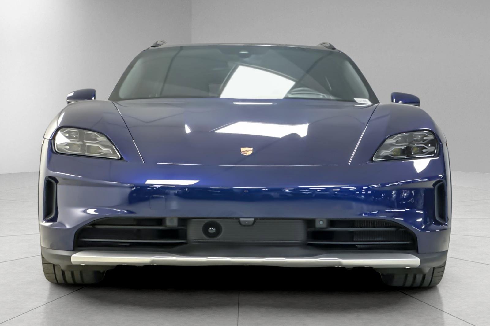 New 2025 Porsche Taycan 4S image 11