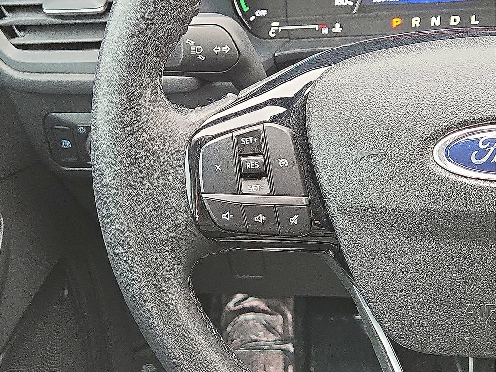 Used 2022 Ford Escape SE w/ Cold Weather Package image 20