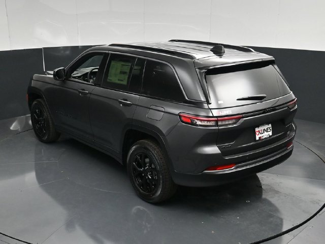 New 2026 Jeep Grand Cherokee Altitude AWD/4WD image 54