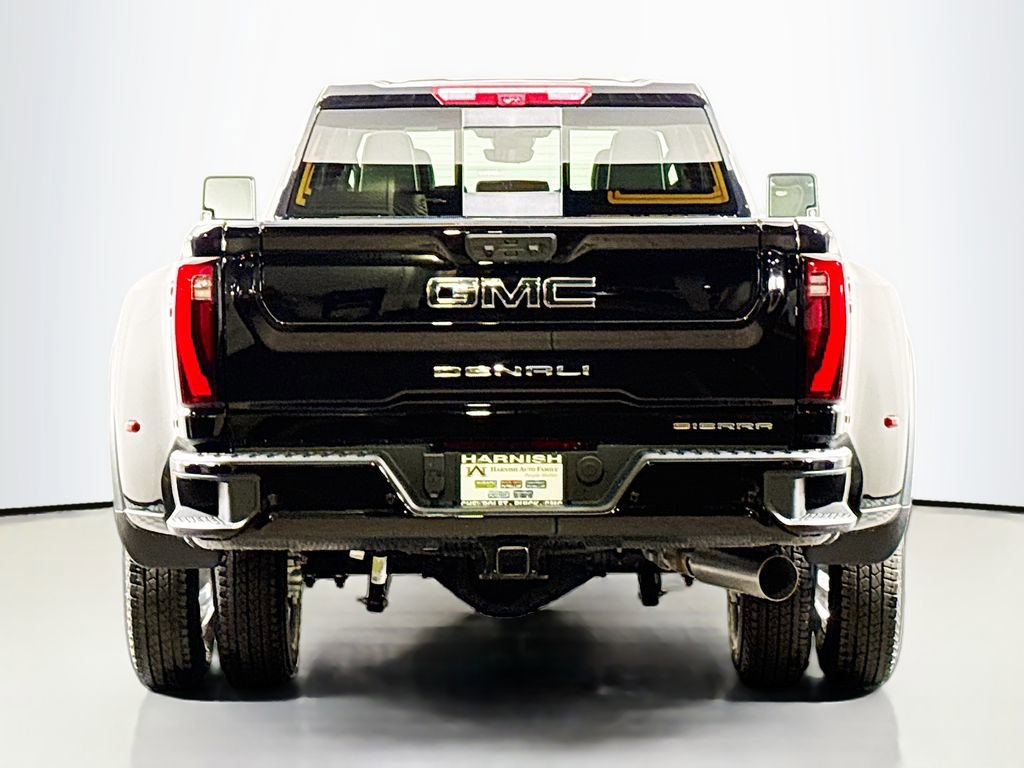 Used 2026 GMC Sierra 3500 Denali Ultimate image 7