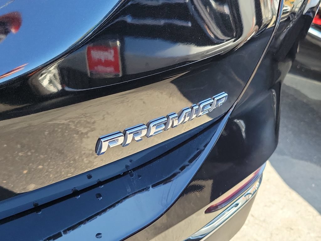 Used 2020 Chevrolet Equinox Premier FWD image 24