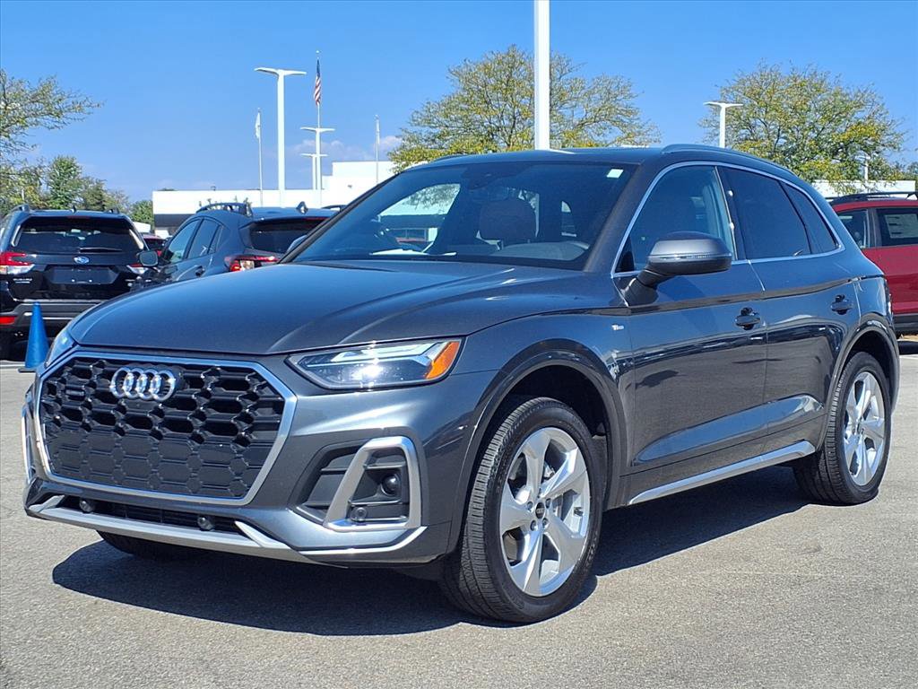 Used 2023 Audi Q5 2.0T Premium Plus image 2