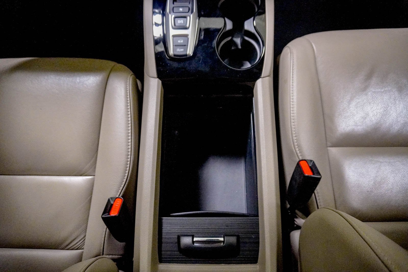 Used 2020 Honda Pilot Touring image 31