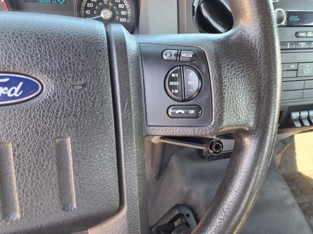 Used 2017 Ford F750 2WD Regular Cab Super Duty image 13