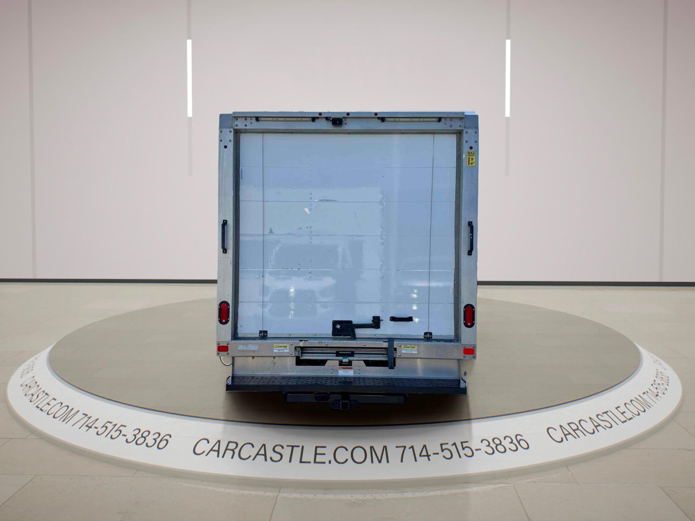 Used 2019 Ford Transit 350 156 DRW RWD image 4