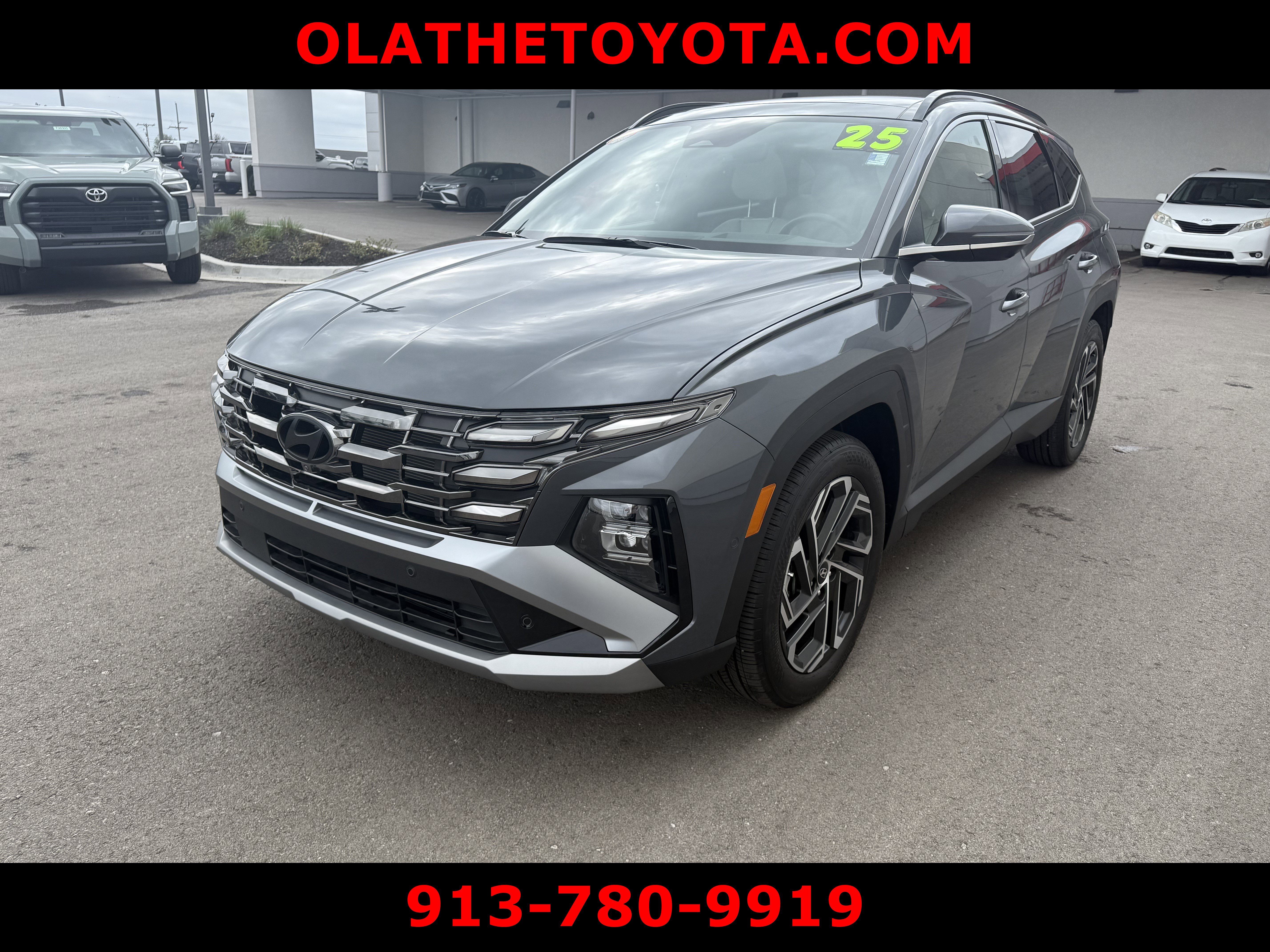 Used 2025 Hyundai Tucson Limited image 2