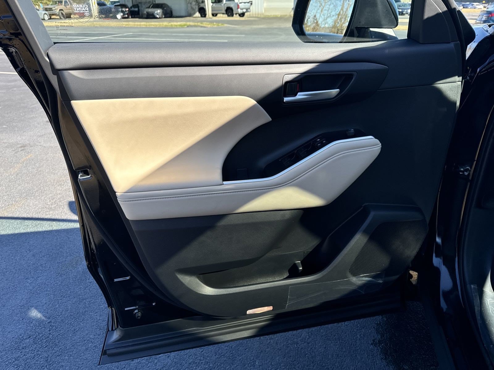 New 2025 Toyota Highlander XLE AWD/4WD image 23