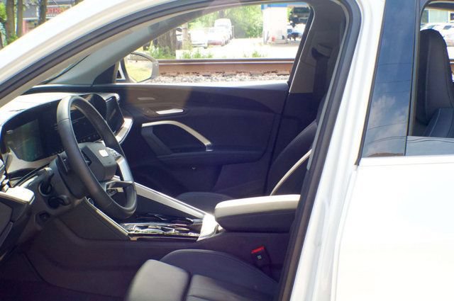 Used 2025 Audi Q5 Prestige AWD/4WD image 18