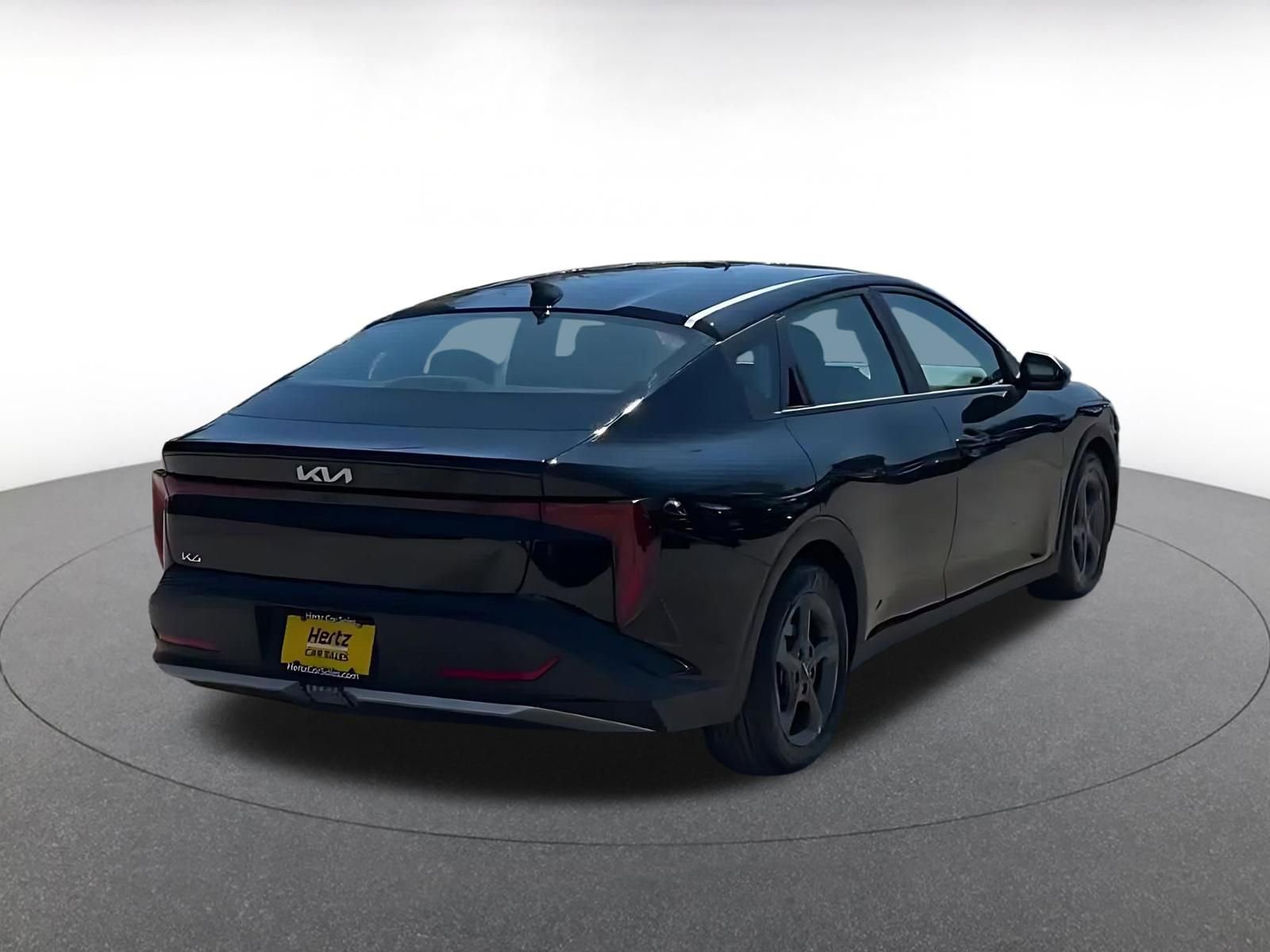 Used 2025 Kia K4 LXS image 12