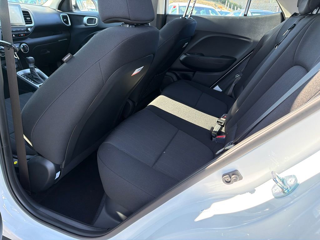 New 2026 Hyundai Venue SE image 20