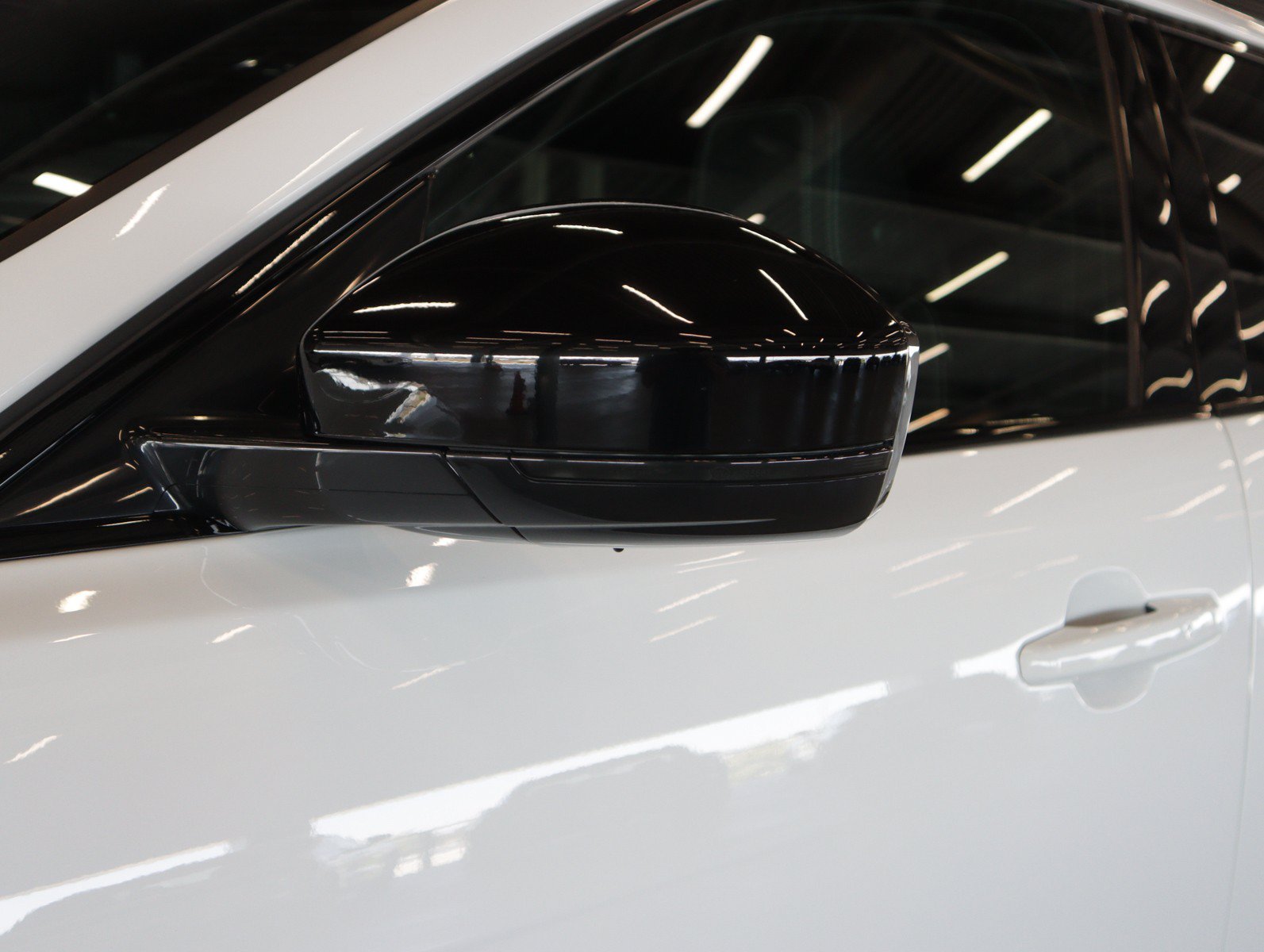 Used 2024 Jaguar F-PACE R-Dynamic S AWD/4WD image 26