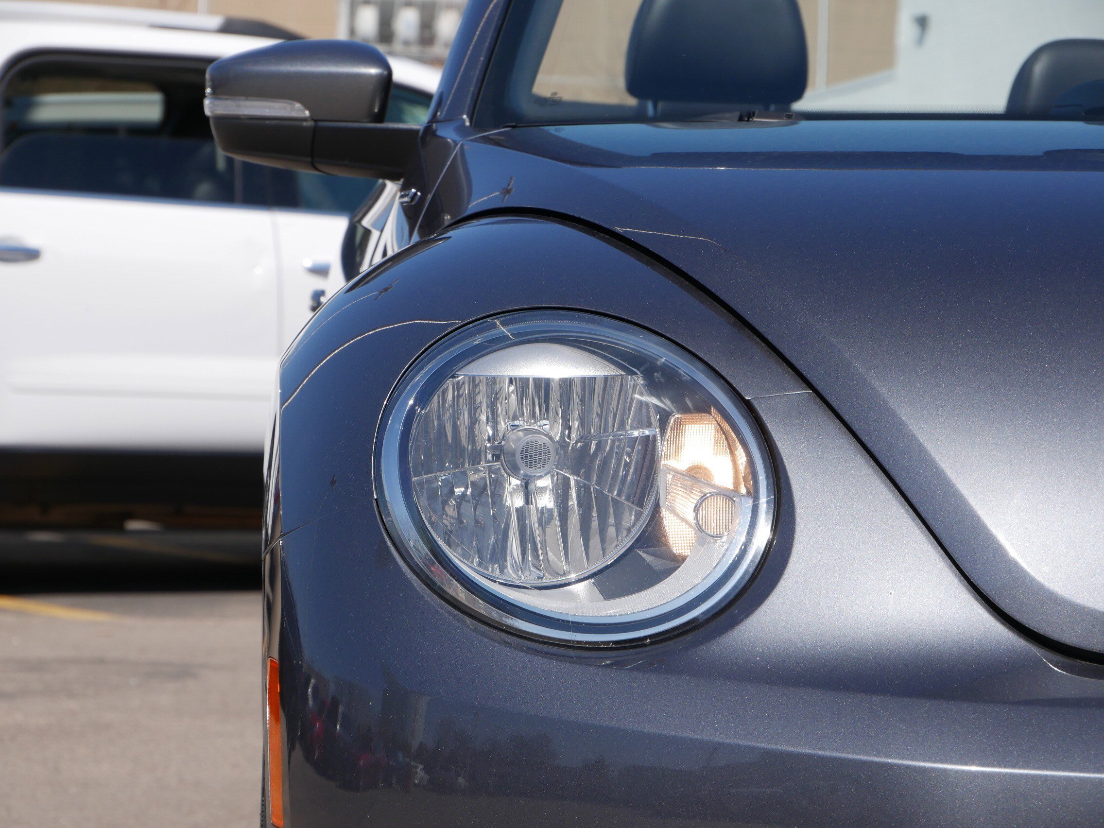 Used 2013 Volkswagen Beetle TDI image 17