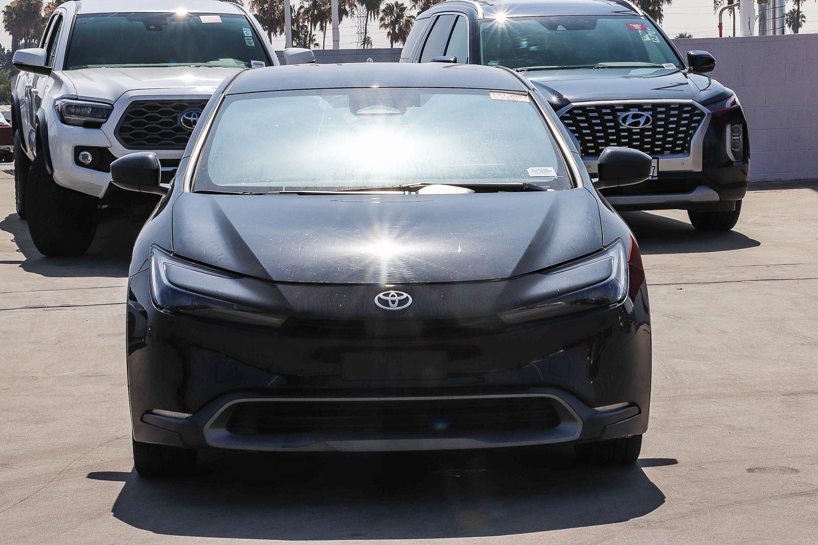 Certified 2024 Toyota Prius XLE FWD image 2