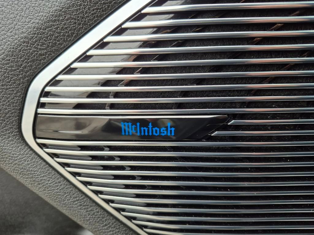 Used 2024 Jeep Grand Cherokee L Overland w/ Trailer Tow Package image 17