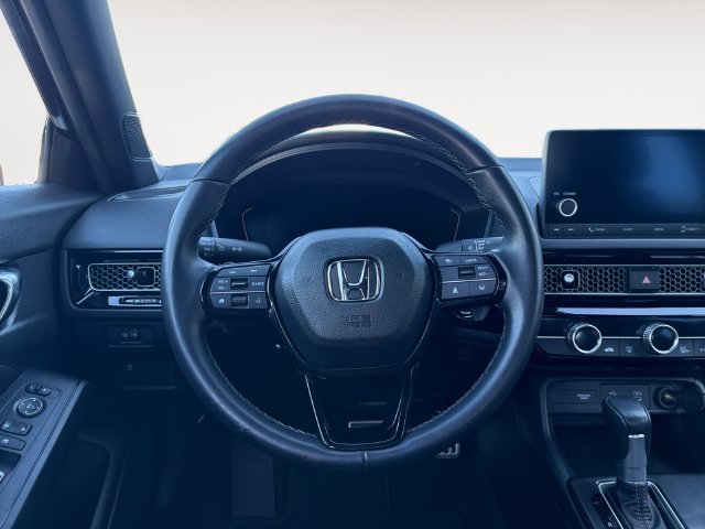 Used 2025 Honda Civic Sport image 12