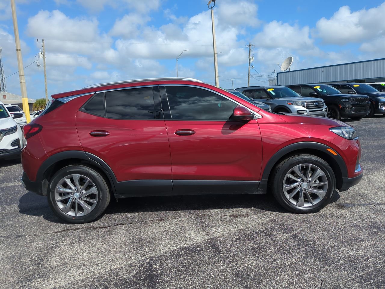 Certified 2023 Buick Encore GX Essence w/ Experience Buick Package FWD image 3
