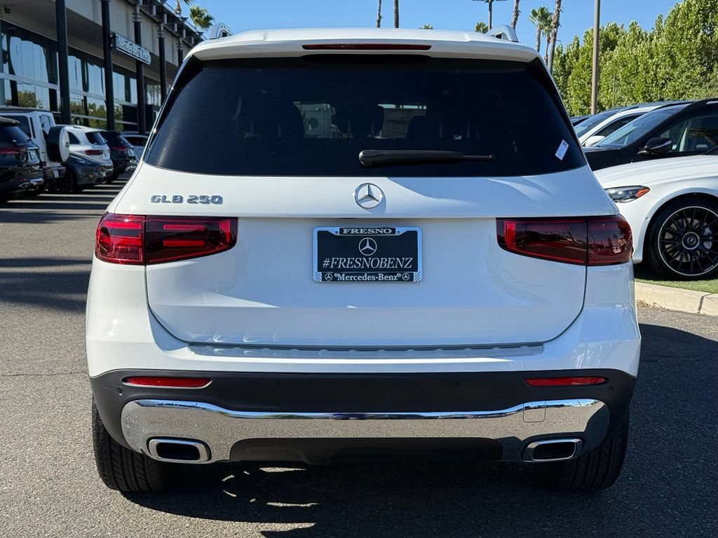 New 2026 Mercedes-Benz GLB 250 image 17