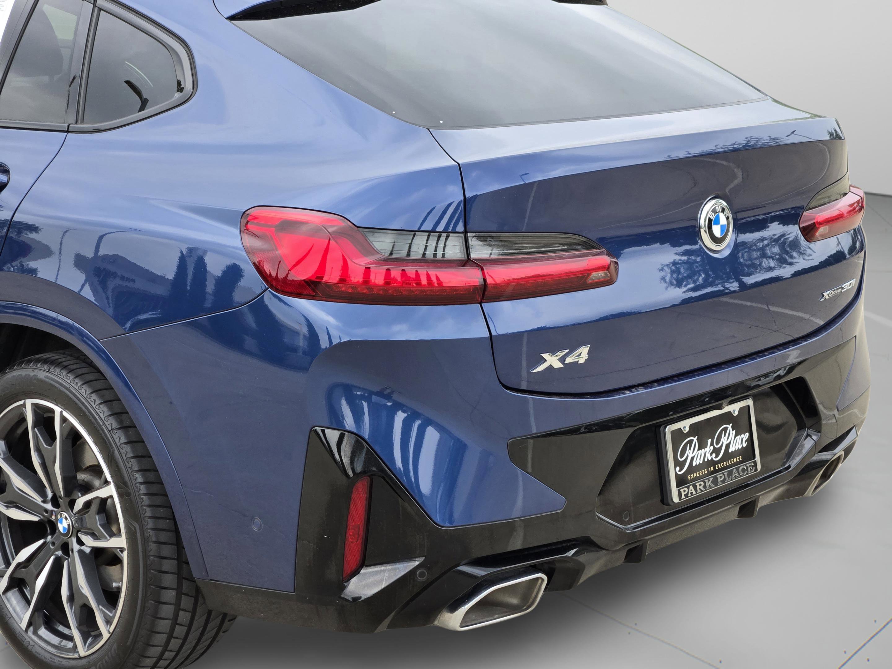 Used 2024 BMW X4 xDrive30i w/ M Sport Package AWD/4WD image 35