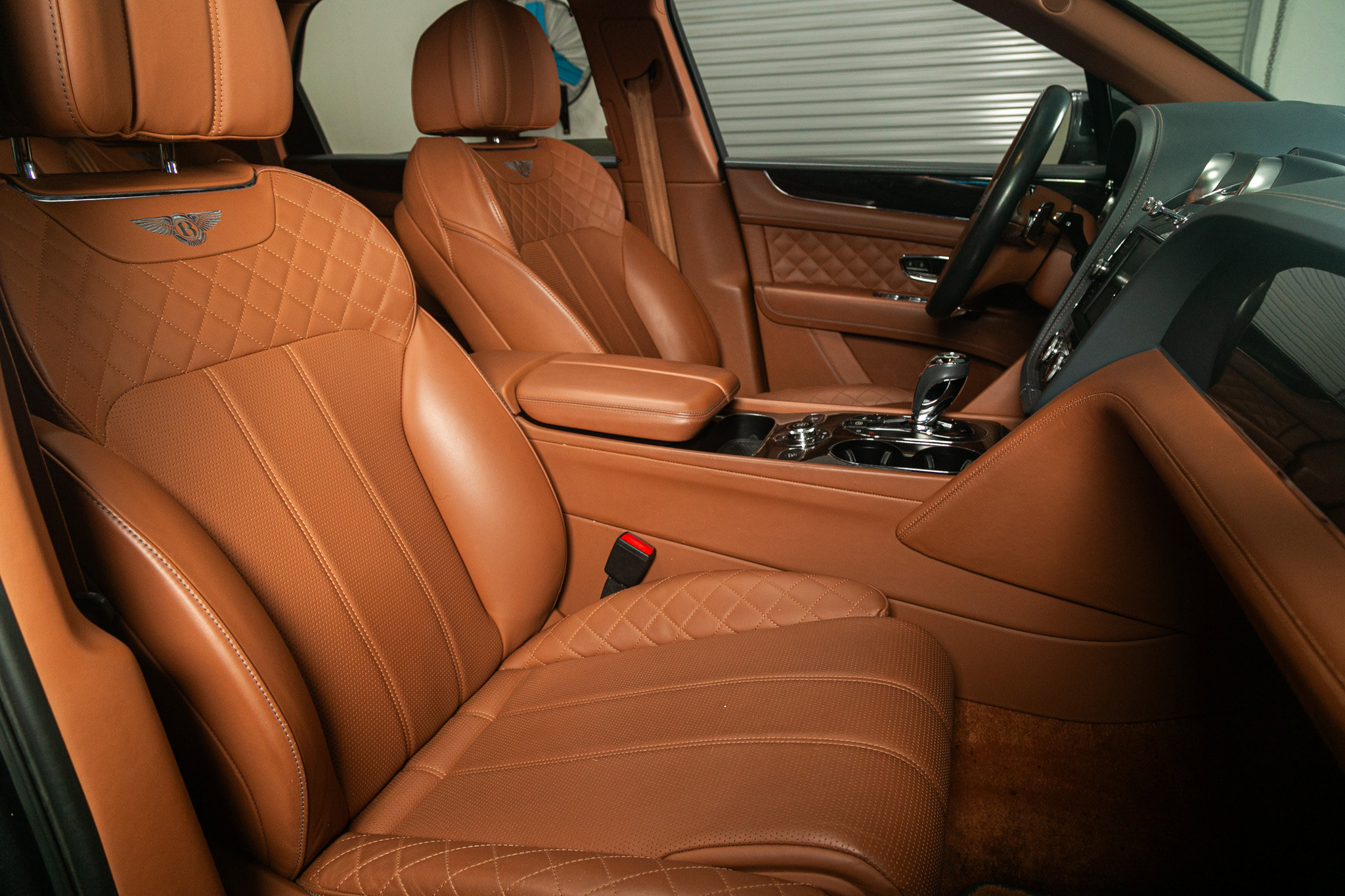 Used 2019 Bentley Bentayga image 8