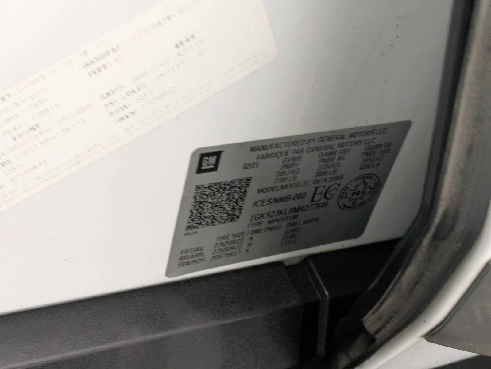 Used 2021 GMC Yukon XL Denali w/ Denali Premium Package image 39