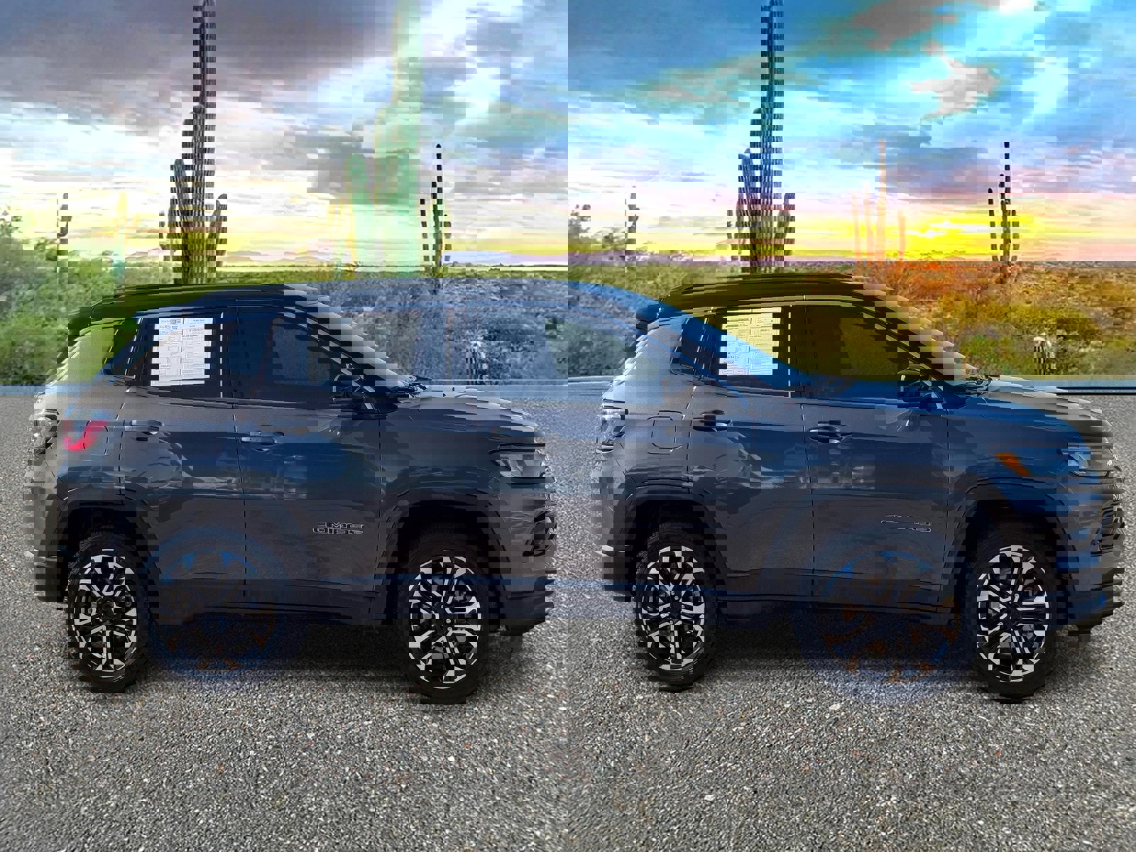 Used 2024 Jeep Compass Limited image 8