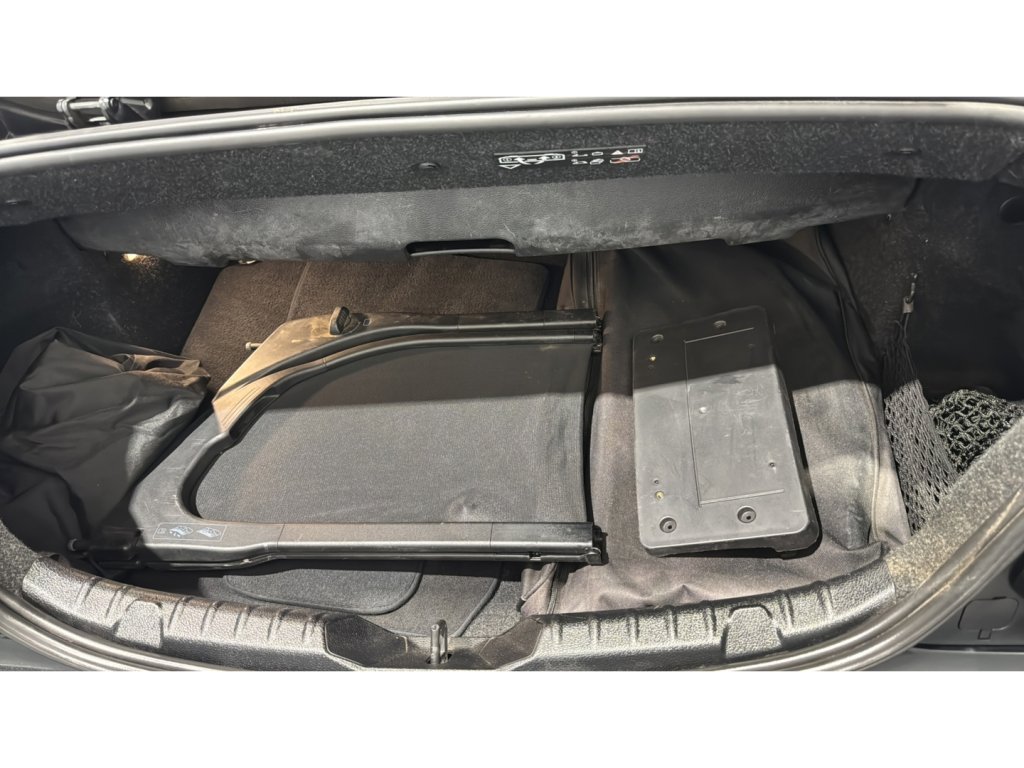 Used 2016 BMW M235i Convertible image 22