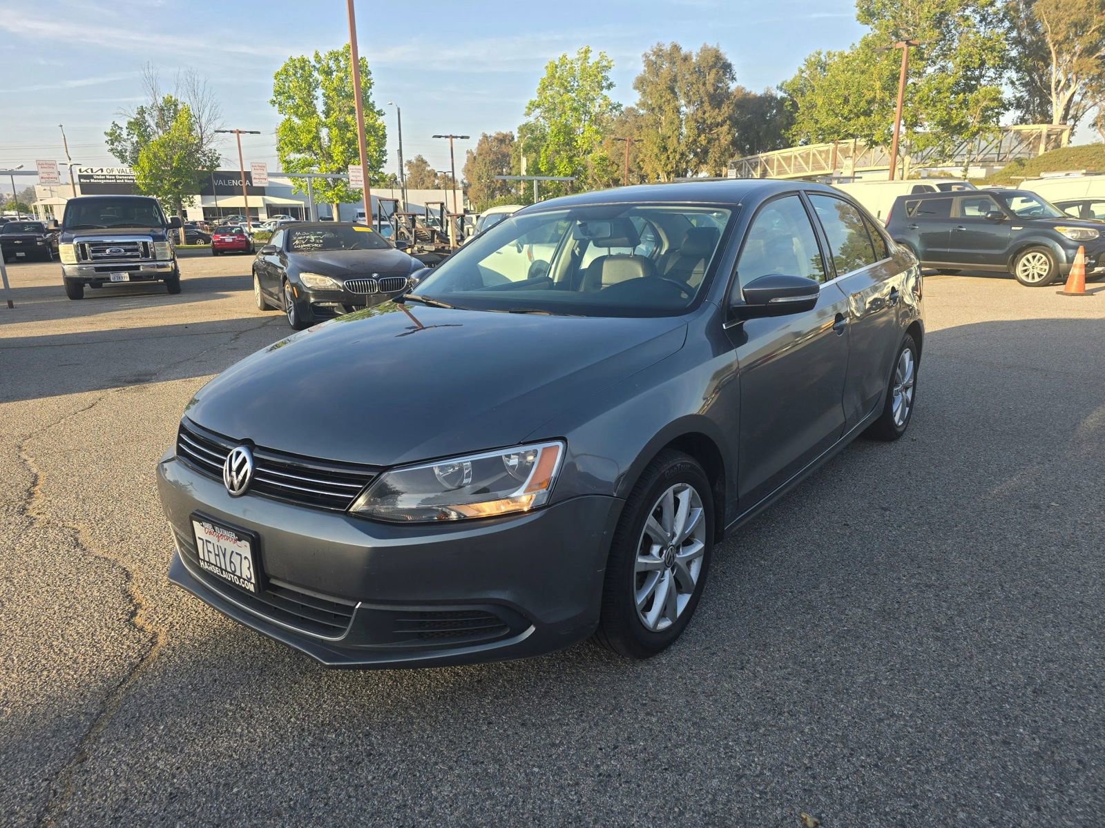 Used 2014 Volkswagen Jetta SE FWD image 1