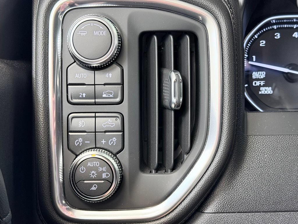 Used 2020 GMC Sierra 1500 SLT w/ SLT Premium Plus Package AWD/4WD image 38