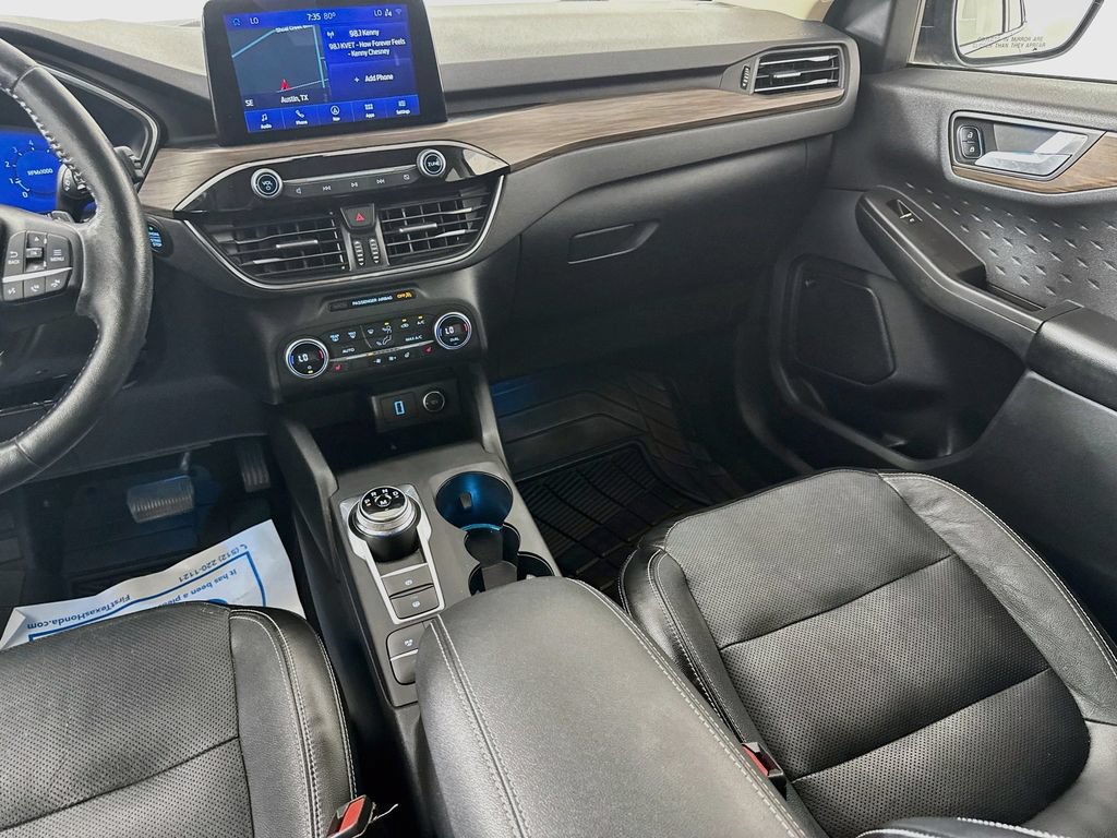 Used 2020 Ford Escape Titanium AWD/4WD image 27