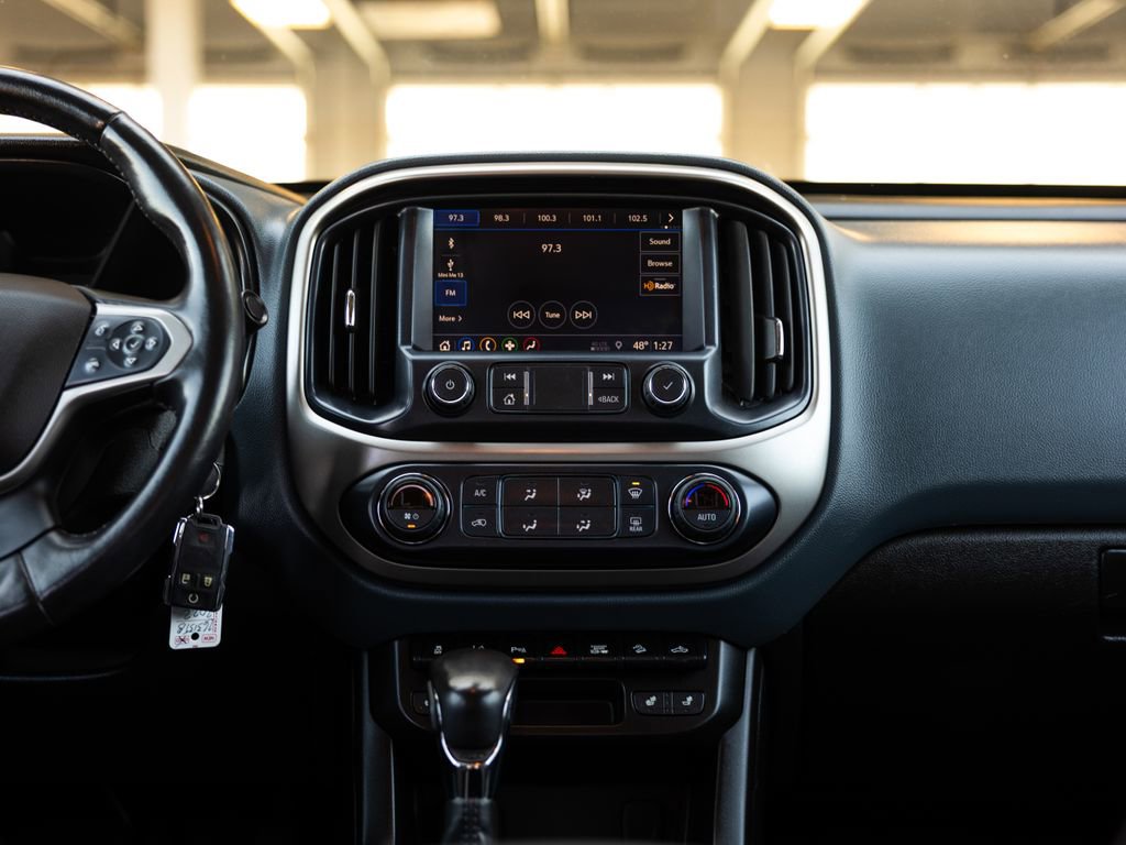 Used 2022 Chevrolet Colorado Z71 w/ Safety Package image 18